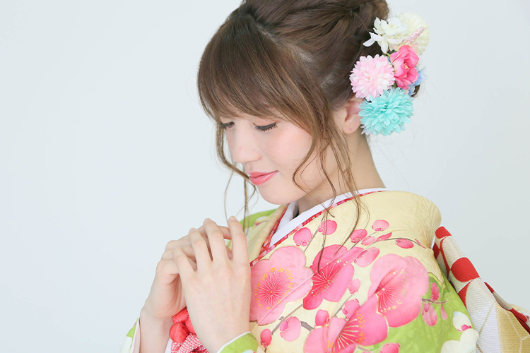 振袖レンタル 振袖 卒業袴の撮影なら 福岡県久留米市の写真館 スタジオエムズ